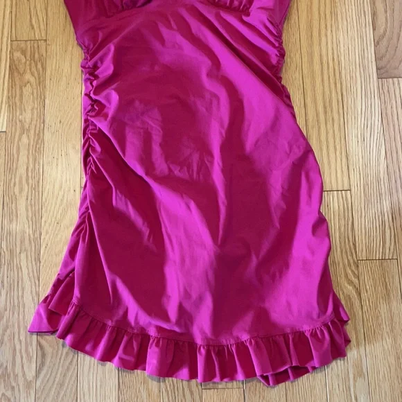 Assets by Spanx by Sara Blakely  one piece swim suit  dress size 6 - Picture 2 of 6